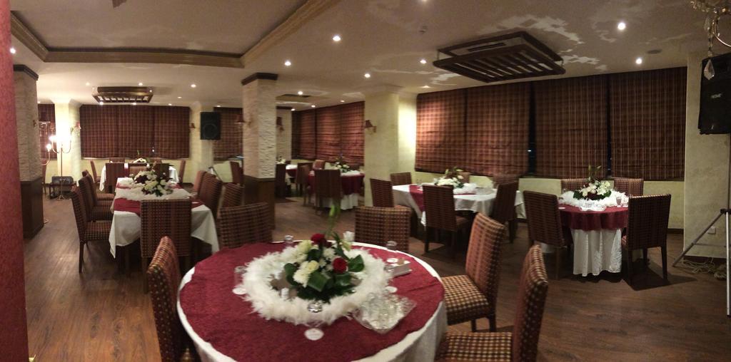 Al Higgi Hotel Yanbu Esterno foto