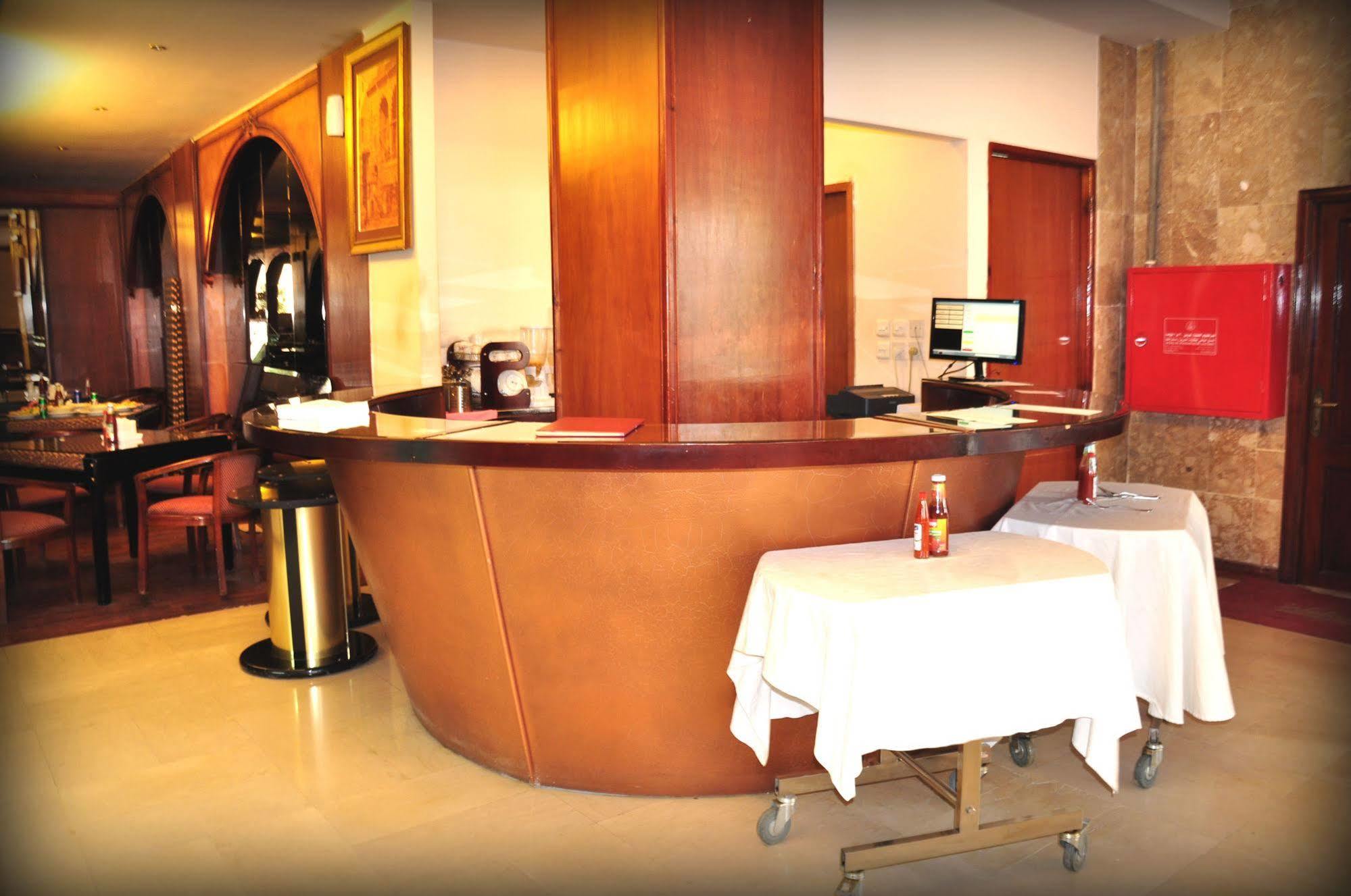 Al Higgi Hotel Yanbu Esterno foto