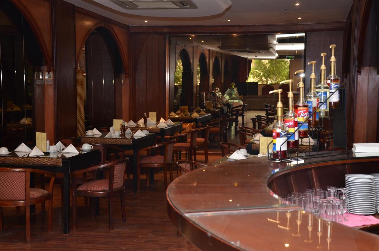 Al Higgi Hotel Yanbu Esterno foto